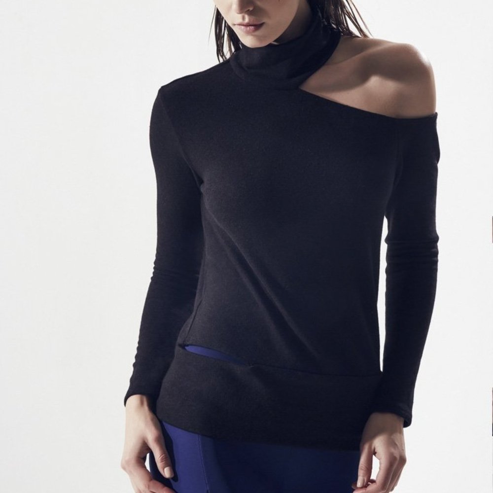 Sliced Turtleneck